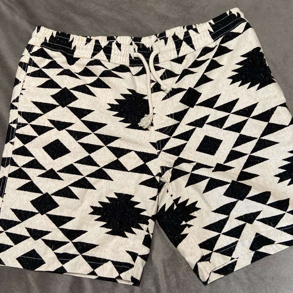 Geometric Aztec Navajo style shorts XL